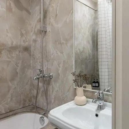 Great In Apartment Como